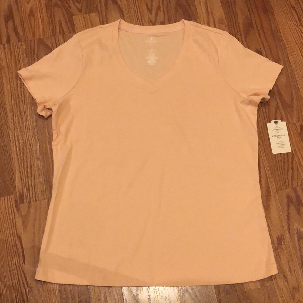 NEW NWT ST. John’s Bay vneck tee Large L